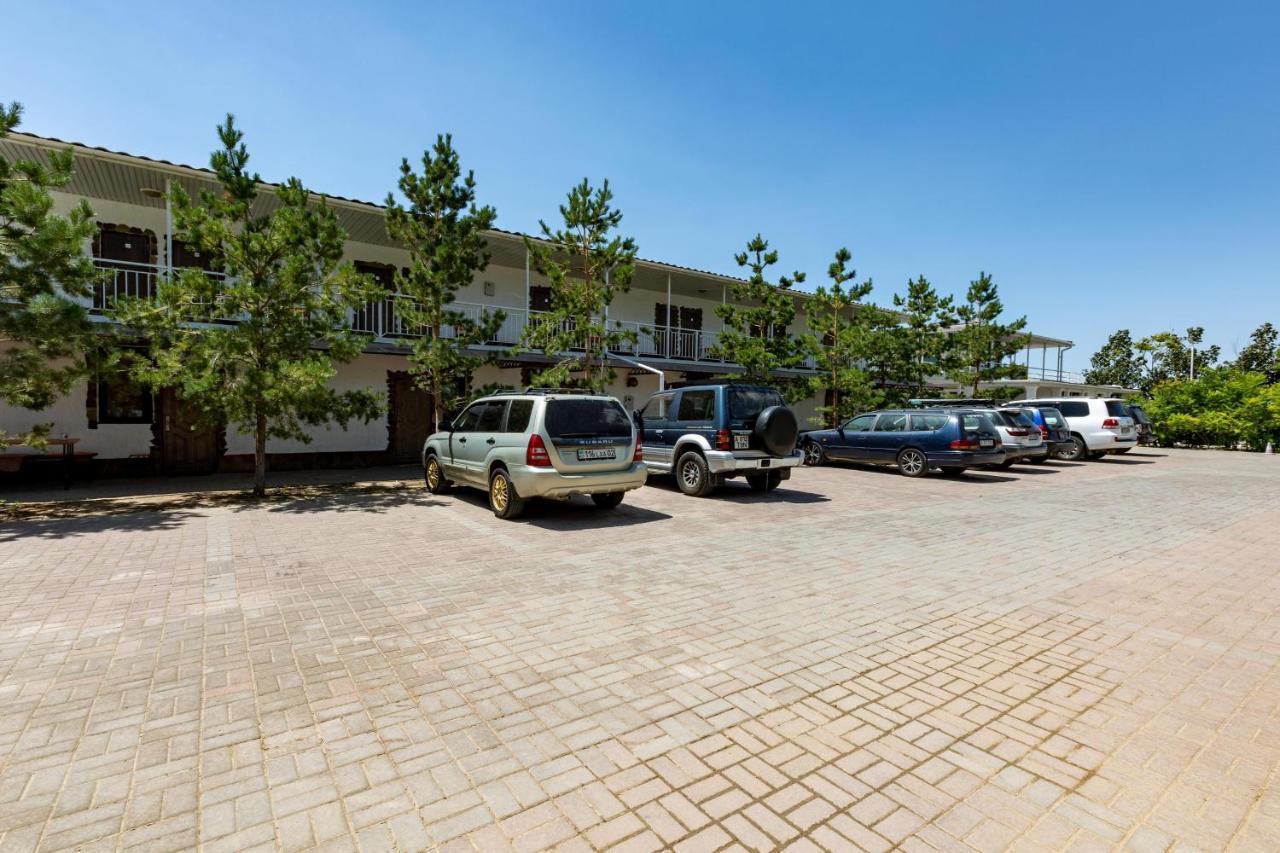 La Dolce Vita Resort Qapschaghai Exterior foto