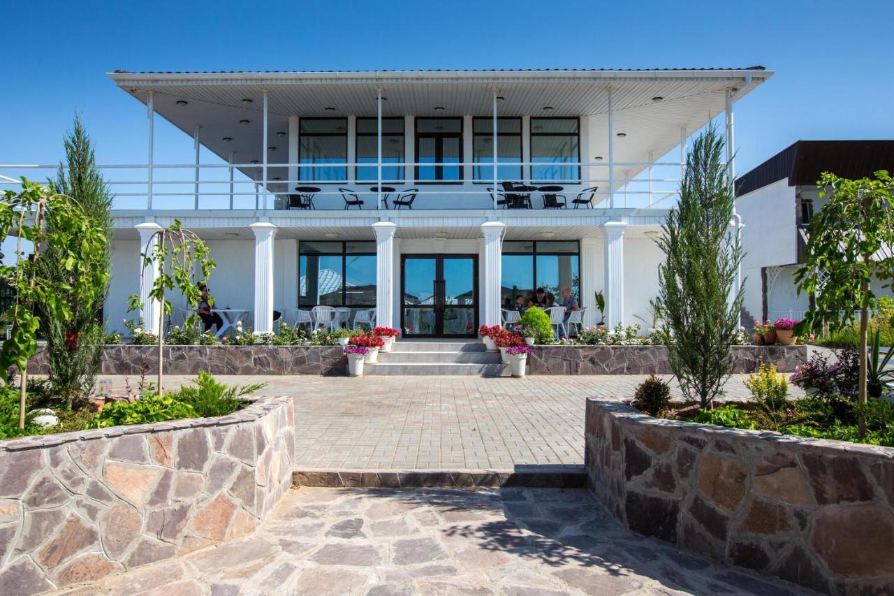 La Dolce Vita Resort Qapschaghai Exterior foto